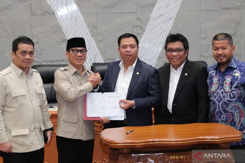 Komisi V DPR Setujui Tambahan Anggaran Rp345 Miliar untuk Kemendes PDT