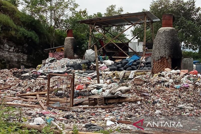 40 Titik Pembakaran Sampah Ilegal Terdeteksi di Bantul, DLH Tunggu Perintah Atasan