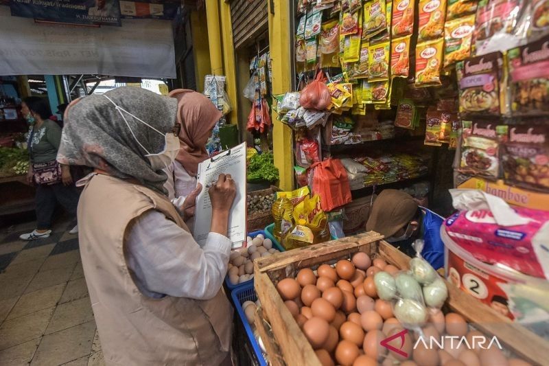 MinyaKita di Surabaya Ketahuan Kekurangan Takaran, Pemkot Koordinasi dengan Polisi