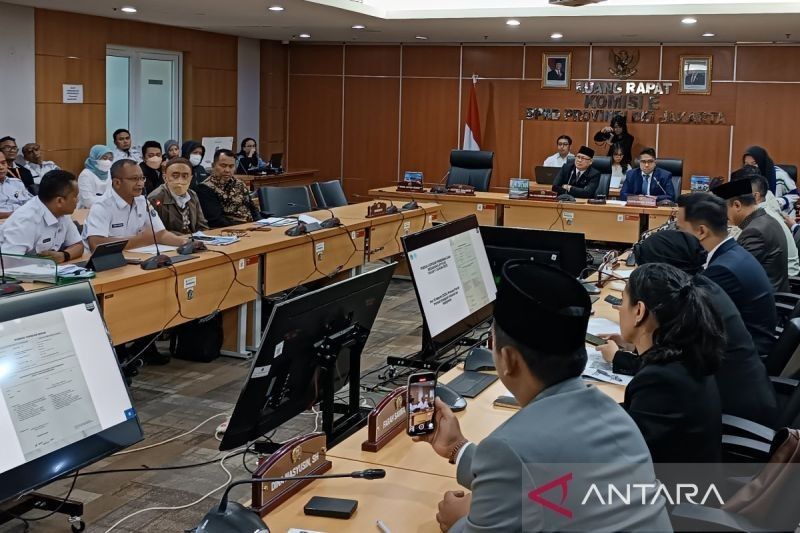 Pencairan KJP Plus Kembali Tertunda, Komisi E DPRD DKI Jakarta Pertanyakan Keseriusan Disdik