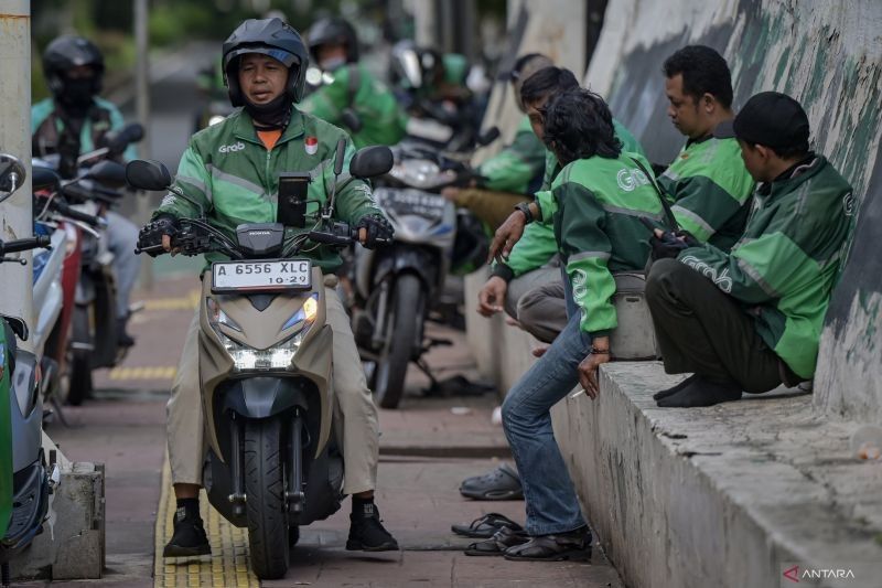 Grab Beri Bonus Hari Raya untuk Mitra Pengemudi Teladan: Apresiasi Kinerja dan Dedikasi