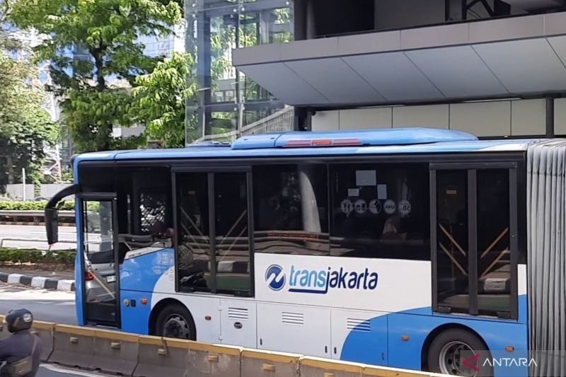 Layanan Transjabodetabek Sejajar Transjakarta: Integrasi Transportasi Menuju Jakarta Global 2045