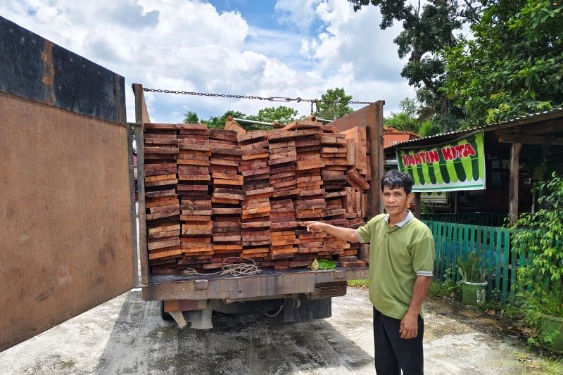 Brigade Beruang Ringkus Pembalak Liar di Suaka Margasatwa Kerumutan, Riau