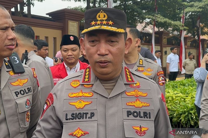 Polri Ancam Sanksi Berat Kasus Pedofilia AKBP Fajar Sumaatmaja