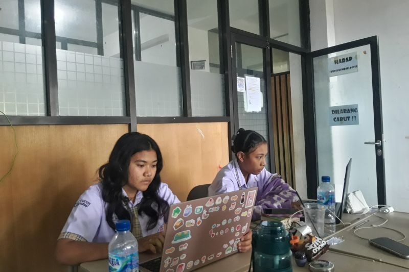 UKBI Gratis untuk 539 Pelajar SMA di Kupang: Tingkatkan Literasi dan Kemahiran Berbahasa Indonesia