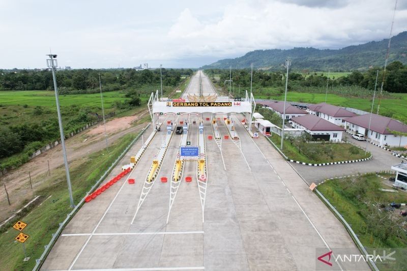 Hutama Karya Operasikan Tol Padang-Sicincin Selama Libur Idul Fitri 2025