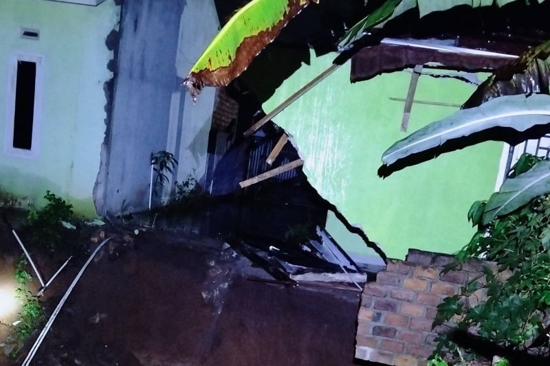 Longsor Ancam Warga Batu Belang OKU Selatan, BPBD Tingkatkan Kewaspadaan