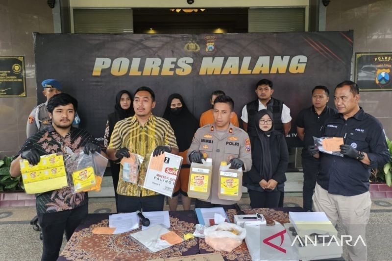 Polres Malang Ungkap Pemalsuan Minyak Goreng Premium, Pasutri Raup Jutaan Rupiah