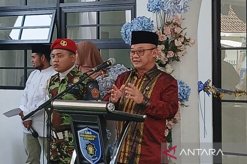 Mendikbudristek Resmikan Klinik Pratama KH. Ahmad Dahlan di Magelang: Wujud Komitmen Kesehatan Generasi Muda