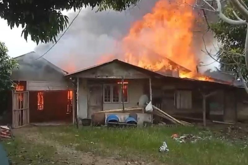 Kebakaran Aceh Timur Hanguskan Lima Rumah, Kerugian Ditaksir Rp280 Juta