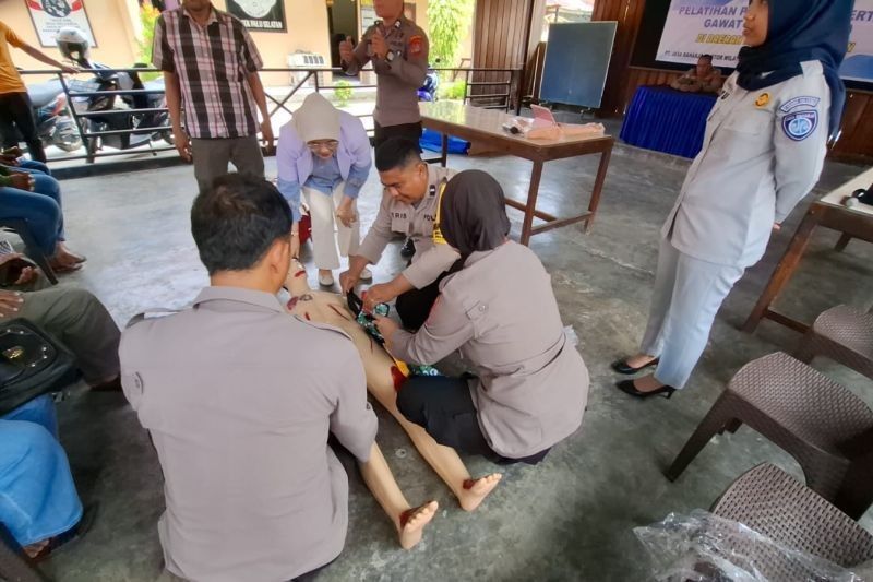 Biddokkes Polda Sulteng Latih Warga Palu dan Sigi Berikan Pertolongan Pertama