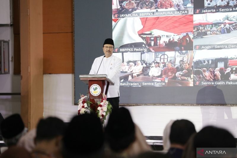 Mensos Gus Ipul Ajak Jajarannya Tingkatkan Kepedulian Sosial di Bulan Ramadhan