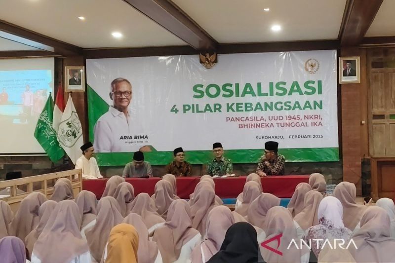 DPR Ajak Pesantren Rawat Pancasila: Jaga Jiwa Nasionalisme Bangsa