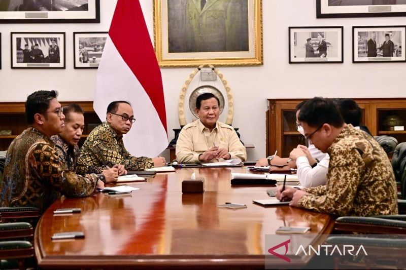 130 Hari Kabinet Prabowo: Fokus Rakyat dan Dorong Dunia Usaha