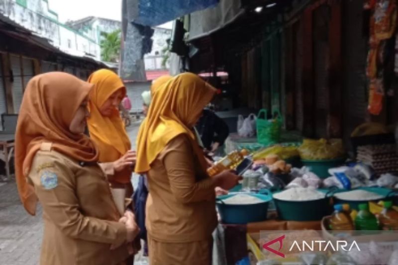 Minyak Goreng Takaran Kurang: Pemkab Bangkalan Temukan Kejanggalan di Pasar Tradisional