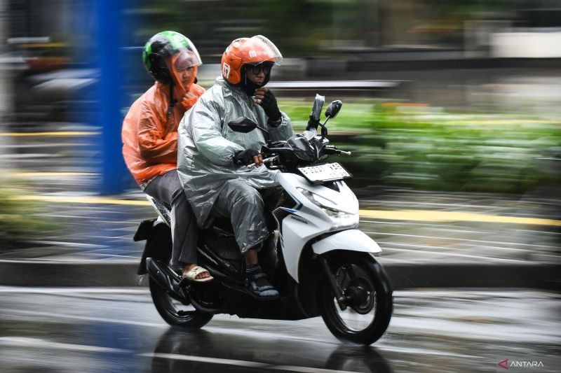 Jakarta Berpotensi Hujan Ringan Minggu Ini, BMKG: Waspada!