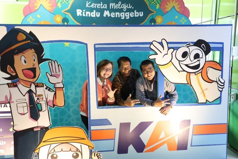 KAI Dukung Industri Kreatif Lokal Lewat Livery Idul Fitri Bertema Komik