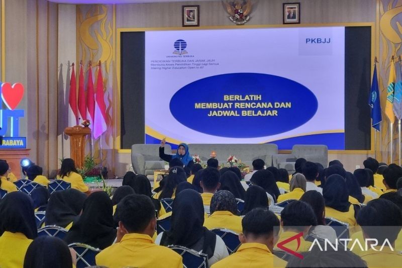 2.500 Peserta Ikuti LPKBJJ Universitas Terbuka Surabaya: Bekali Mahasiswa Hadapi Tantangan Belajar Digital