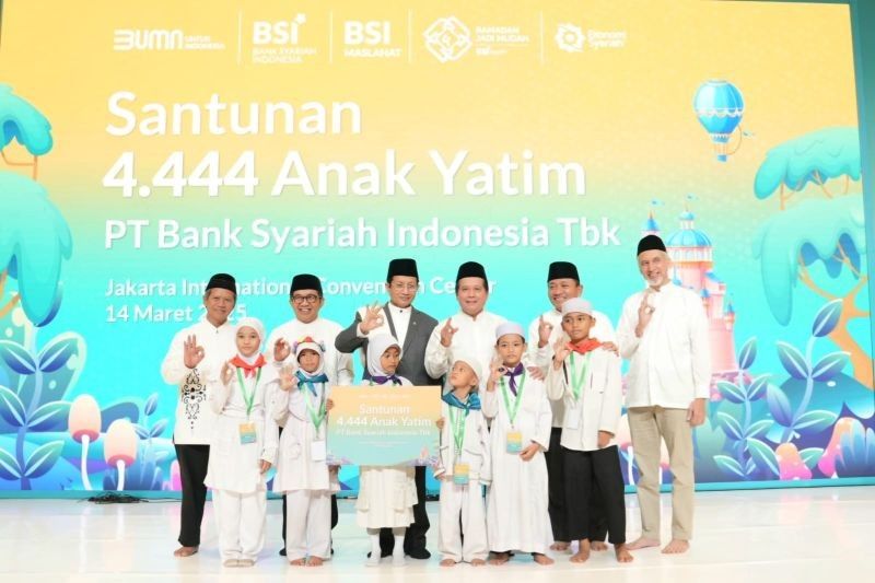 BSI Salurkan Santunan Rp4,5 Miliar untuk 4.444 Anak Yatim Dhuafa