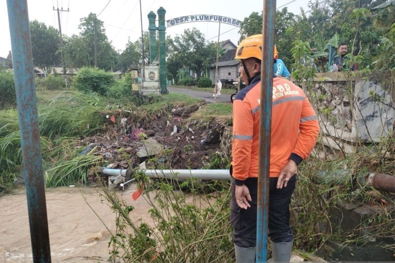 Banjir dan Longsor Madiun: Satu Orang Hilang, Ribuan Terdampak