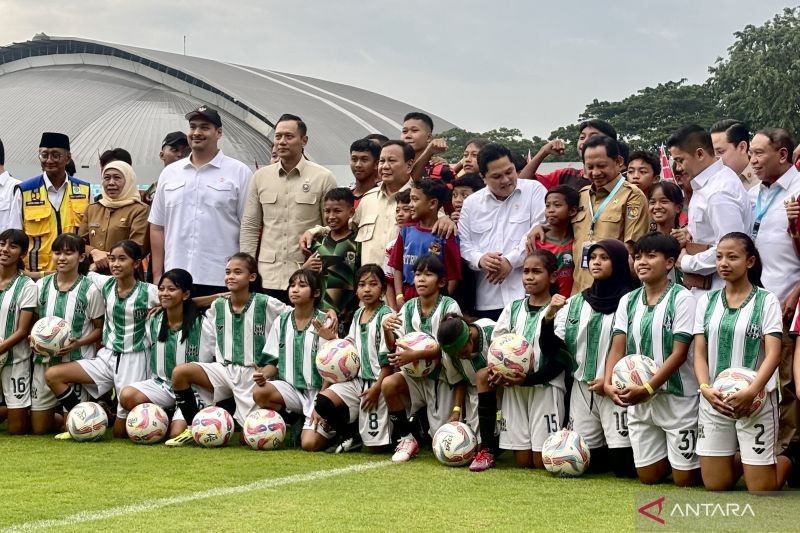 Presiden Prabowo Resmikan 17 Stadion Sepak Bola di Indonesia