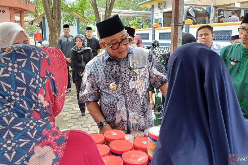 Pemkot Tanjungpinang Berikan THR untuk Ribuan Pegawai Honorer Jelang Lebaran