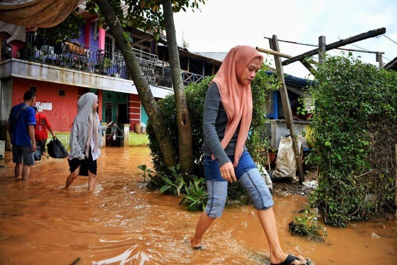 Alih Fungsi Bantaran Sungai Cimande Diduga Sebabkan Banjir Sumedang, Ribuan Jiwa Terdampak