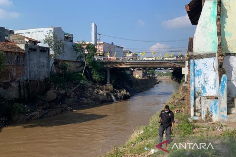 Menteri ATR Tegas: Tanah di Badan dan Sempadan Sungai Adalah Milik Negara