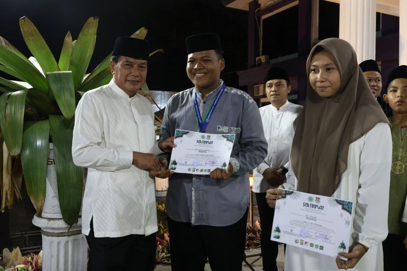 Bupati Tangerang Beri Santunan 400 Anak Yatim di Bulan Ramadhan