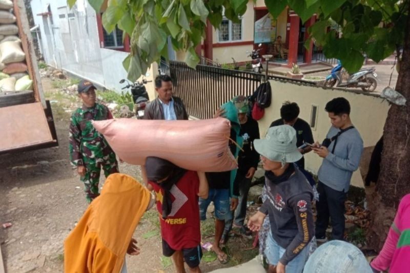 TNI Kawal Penyerapan Gabah Petani Jeneponto, Pastikan Harga Sesuai HPP