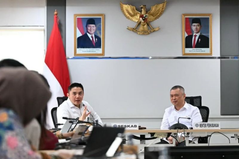 Seskab Teddy dan Menhub Bahas Kesiapan Mudik Lebaran 2025