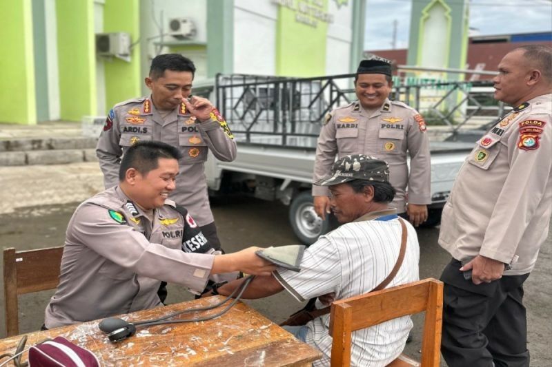 Polda Sulbar Gelar Pemeriksaan Kesehatan Gratis di Mamuju, Raih Sambutan Positif Warga