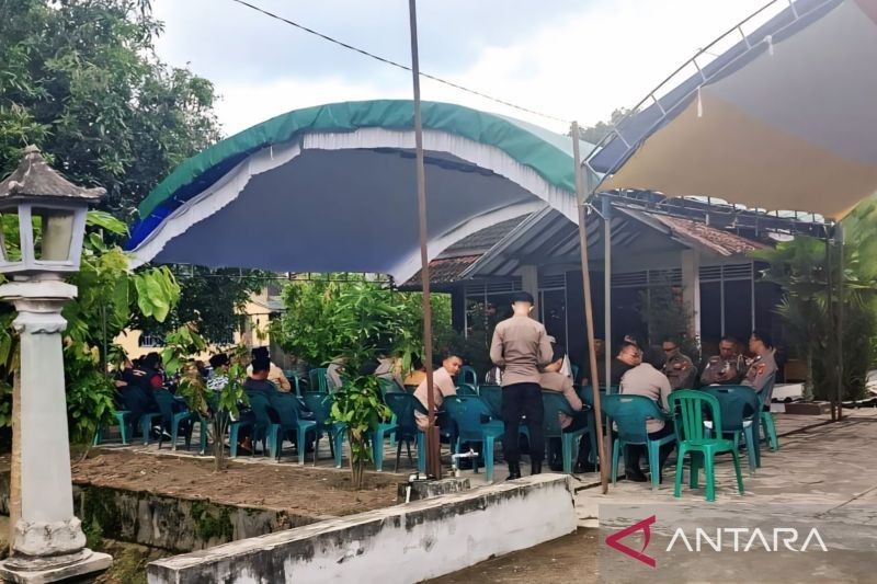 Rumah Duka AKP Anumerta Lusiyanto di OKU Timur Dipenuhi Pelayat