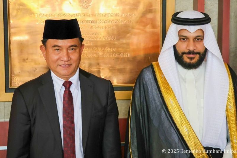 Menko Kumham Yusril Ihza Mahendra Sambut Hangat Kunjungan Imam Besar Arab Saudi