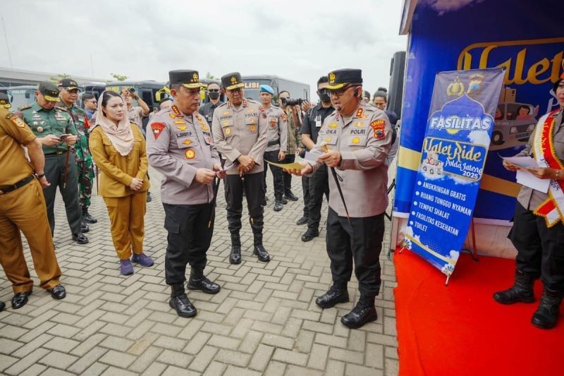 Kapolri Tinjau Kesiapan Program Valet dan Ride Mudik di Brebes