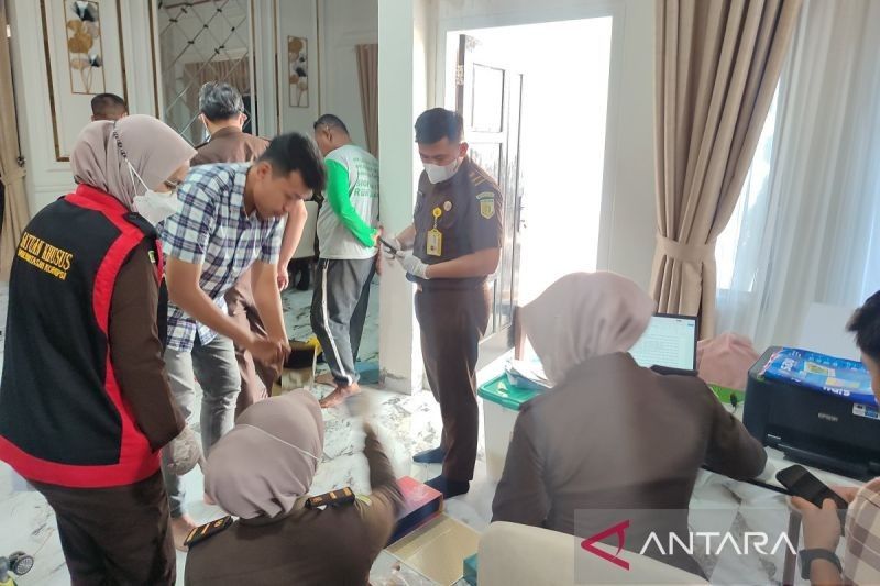 Oknum Pegawai Bank Bengkulu Korupsi Rp6 Miliar untuk Judi Online