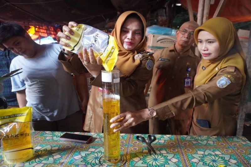 Uji Takar Minyakita di Banjar Temukan Kemasan Kekurangan Volume