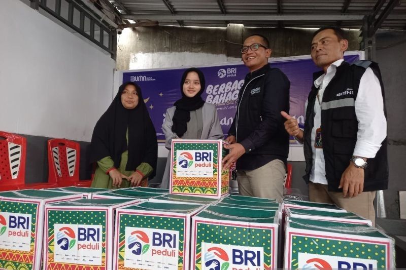 BRI Bagi 1.500 Paket Sembako untuk Anak Yatim di Sulawesi Utara dan sekitarnya