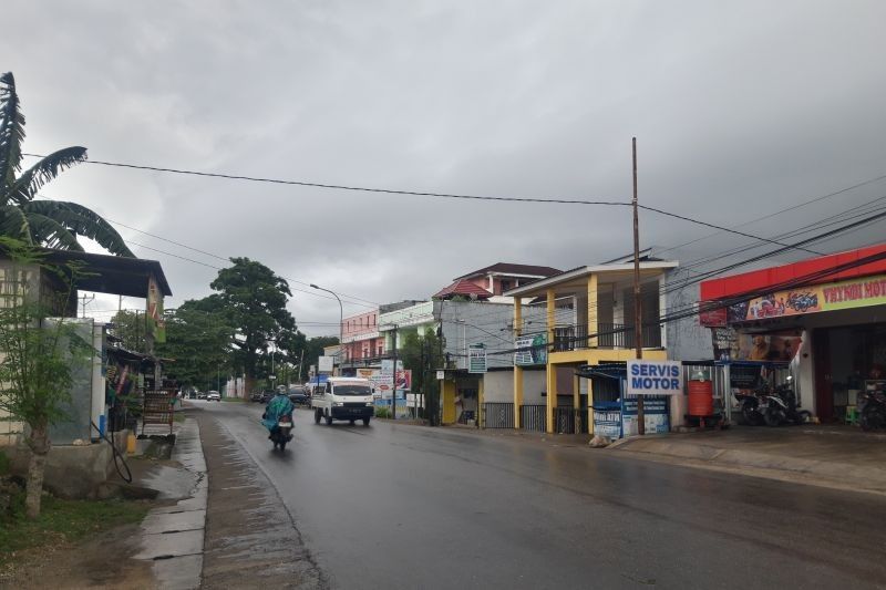 BMKG Peringatkan Potensi Hujan Deras dan Angin Kencang di NTT, 20-21 Maret