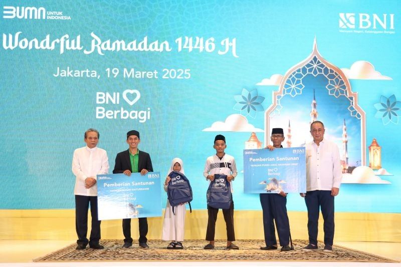 BNI Bagikan 79.000 Paket Sembako dan Santunan dalam Safari Ramadhan 2025