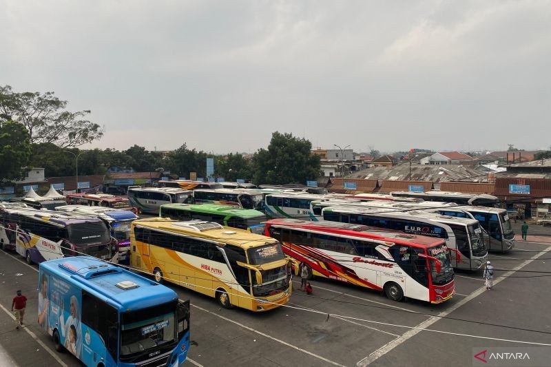 Lebaran 2025: Terminal Cicaheum Bandung Siapkan 165 Bus untuk Arus Mudik