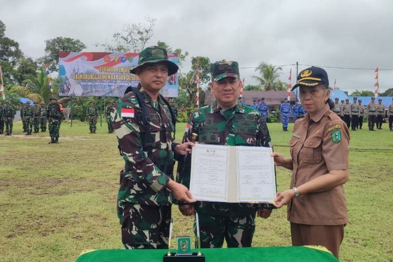 TNI Rampungkan Pembangunan Jalan Perbatasan di Bengkayang Lewat Program TMMD