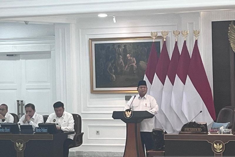 Prabowo Pimpin Sidang Kabinet: Pastikan Pangan Aman dan Mudik Lancar Jelang Idul Fitri