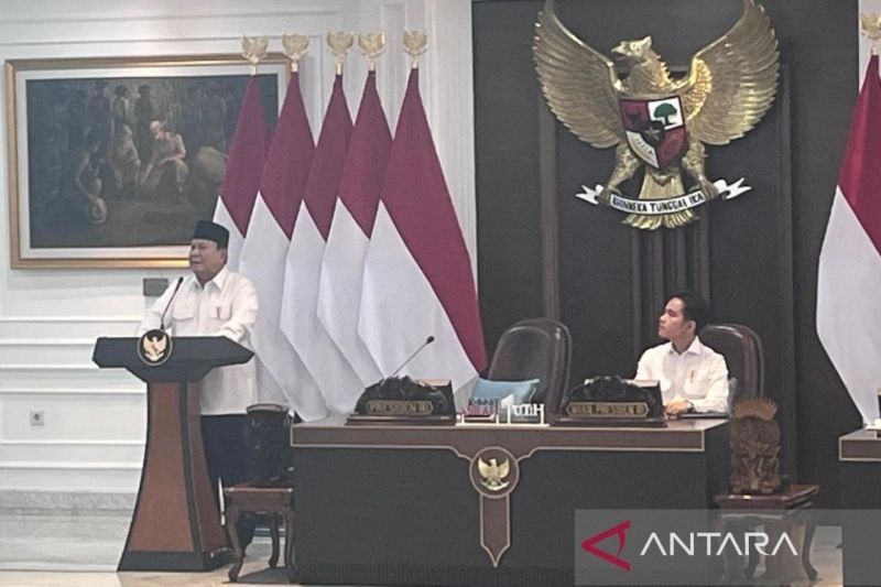 Presiden Prabowo Pastikan Mudik Lebaran 2025 Lancar, Tiket Pesawat Turun hingga 13 Persen!