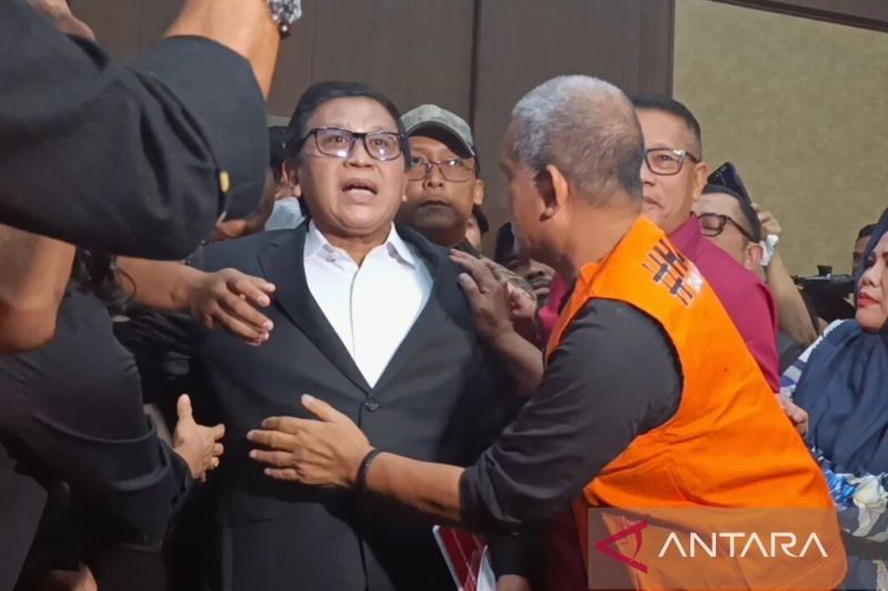 Hasto Kristiyanto Ajak Kader PDIP Tetap Tenang, Dukung Megawati di Tengah Kasus Hukum