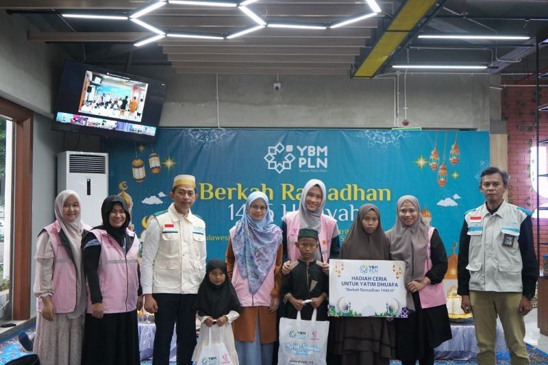 YBM PLN Salurkan Bantuan Ramadhan untuk 4.945 Mustahik di Sulselbar