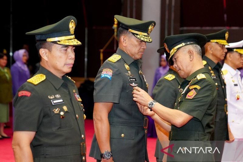 Kontroversi Jabatan Sipil Mayjen Novy Helmi: TNI Tegaskan Aturan Pensiun Dini