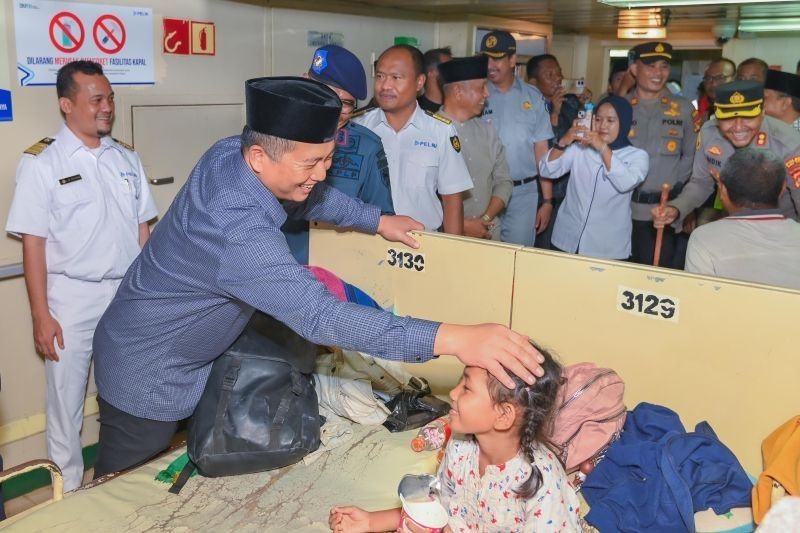 Gubernur NTB Pantau Kesiapan Mudik Lebaran di Teluk Bima, Pastikan Kelancaran Arus Penumpang