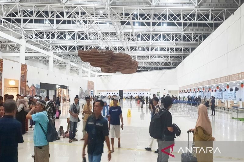 Bandara Syamsudin Noor Catat 9.130 Pemudik di Awal Posko Lebaran