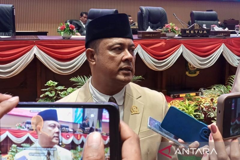 DPRD dan Pemprov Kepri Sepakati Efisiensi Anggaran Rp210 Miliar untuk APBD 2025